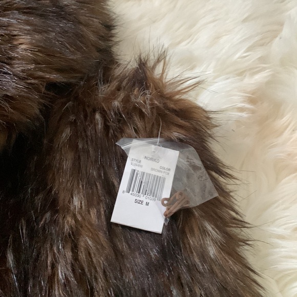 Faux Fur Vest Brown Fox - Medium - Picture 12 of 12